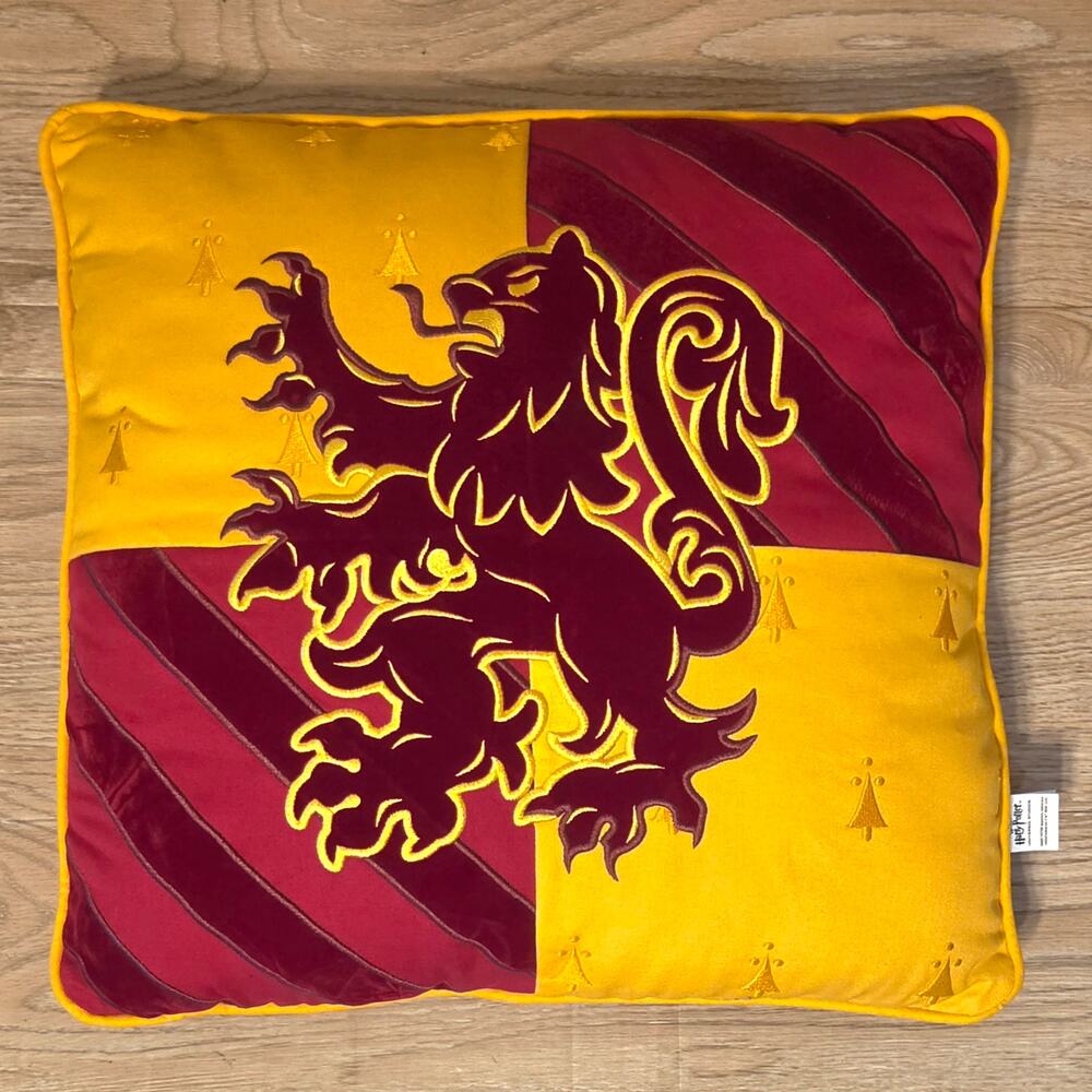 Harry Potter Gryffindor Embroidered Square Decorative Throw Pillow Red Yellow